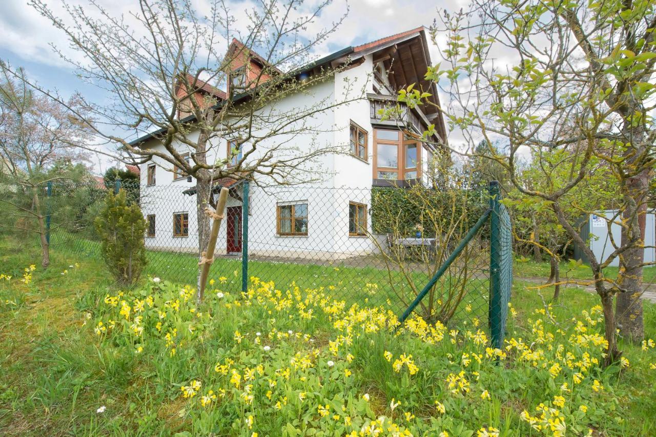 Апартаменты Iris-Ferien Mit Hund Walsdorf  Экстерьер фото